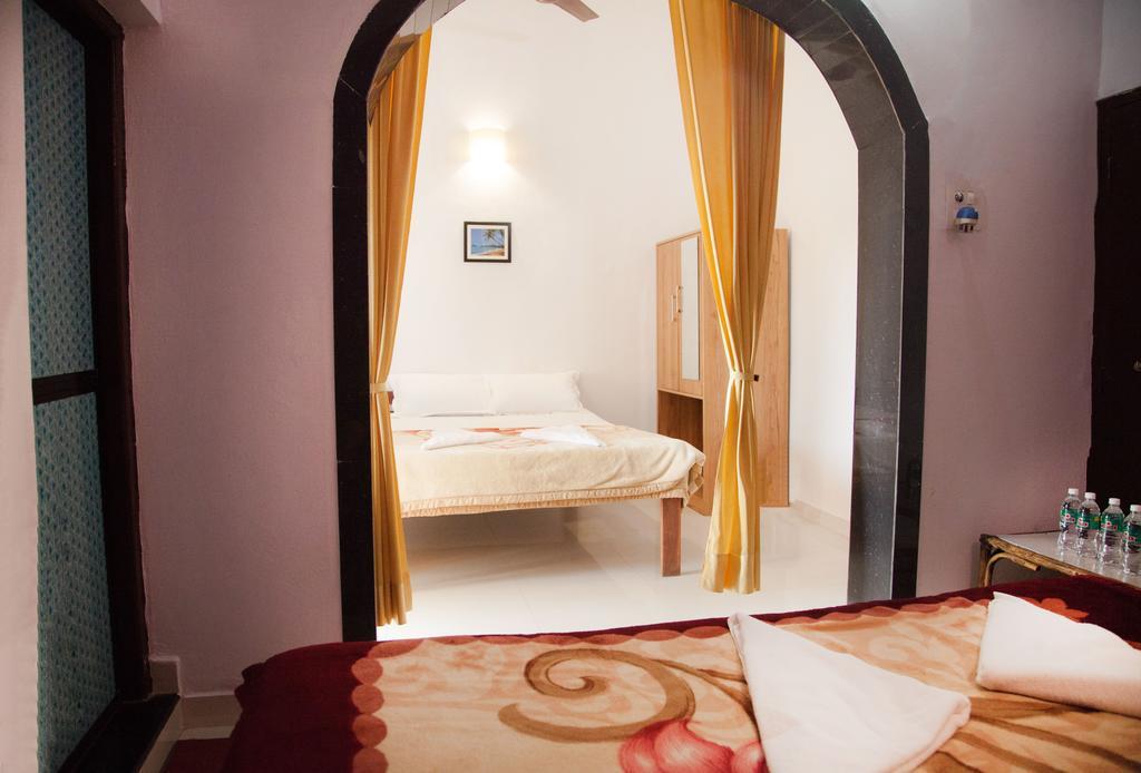 Guest House The Sunset Мандрем Экстерьер фото